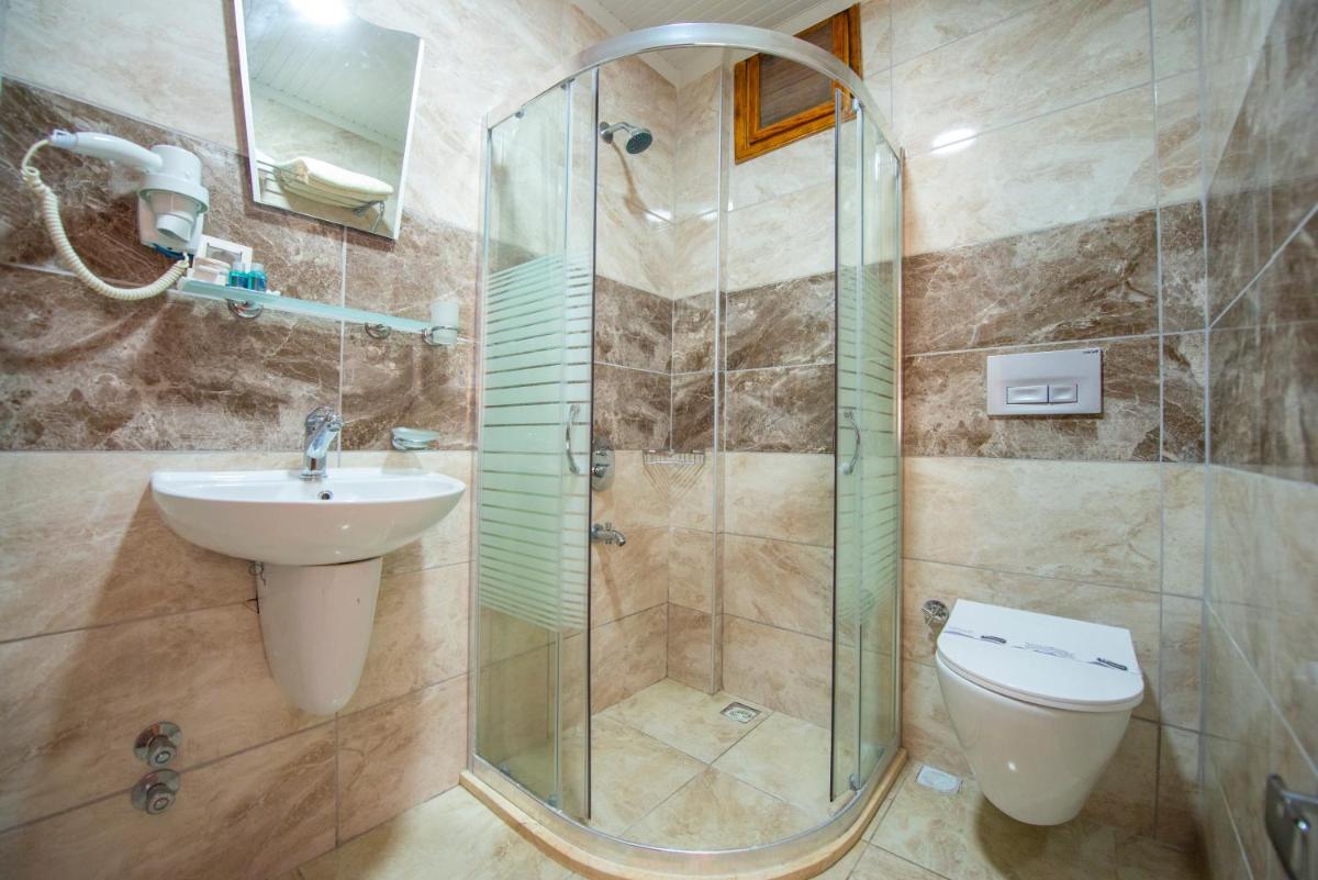 White Hotel - Housity
