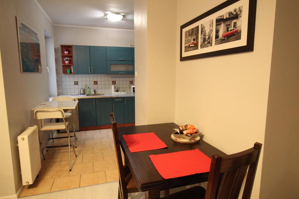 Apartament Podróże Małe i Duże - Housity