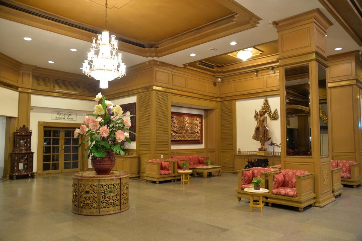City Beach Resort - Housity