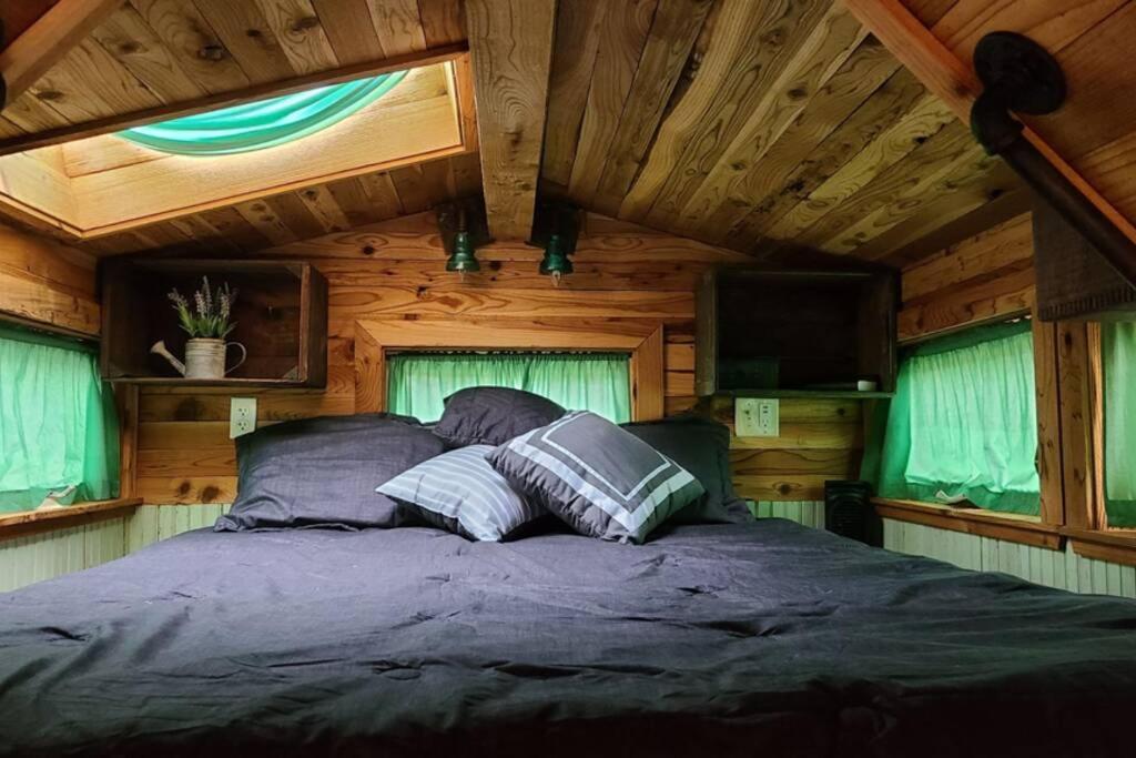 The Green Tiny Home On The Farm, Buckley, WA - Housity