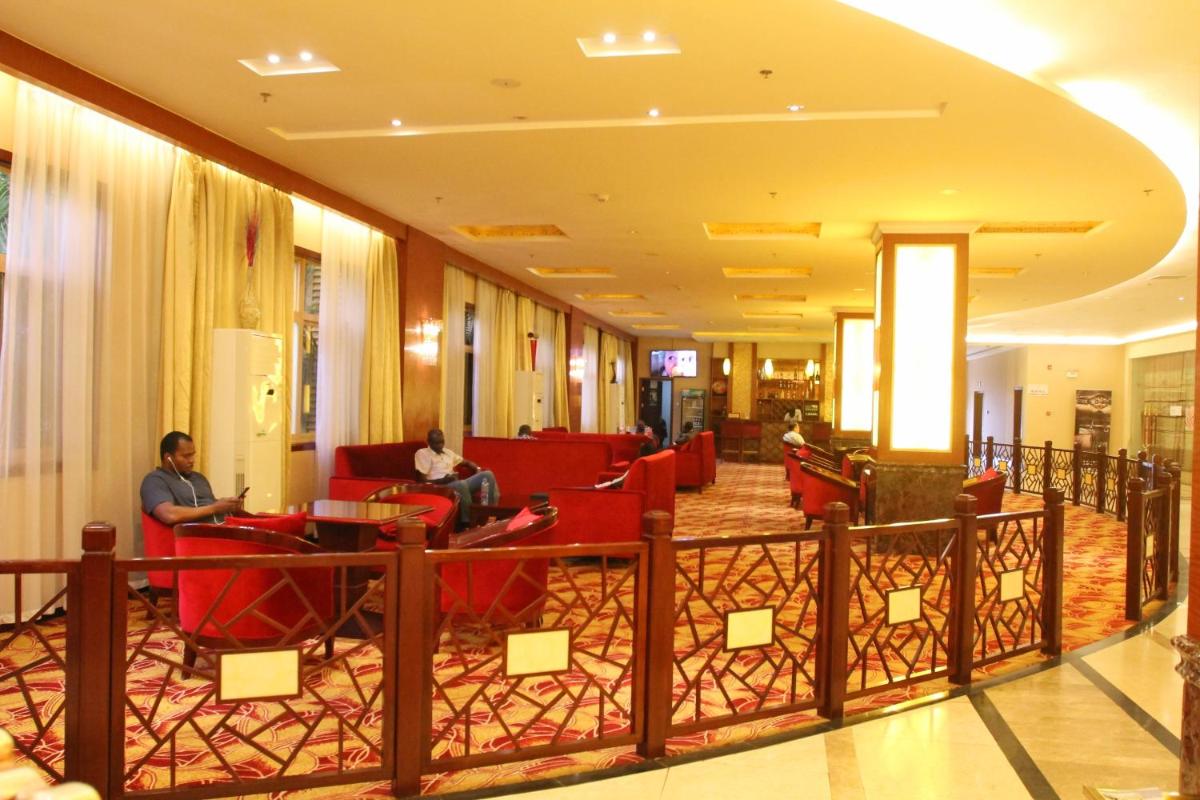 Zambia Golden Peacock Hotel - Housity