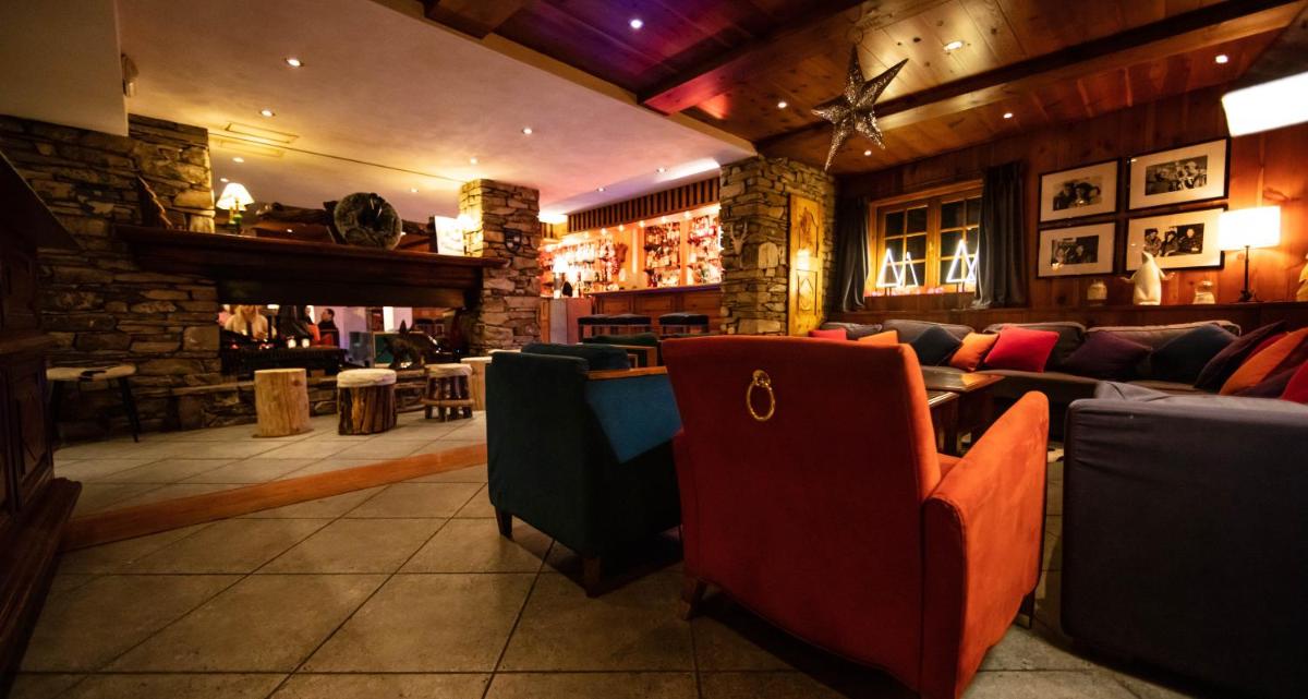 Coin salon dans l'établissement La Savoyarde