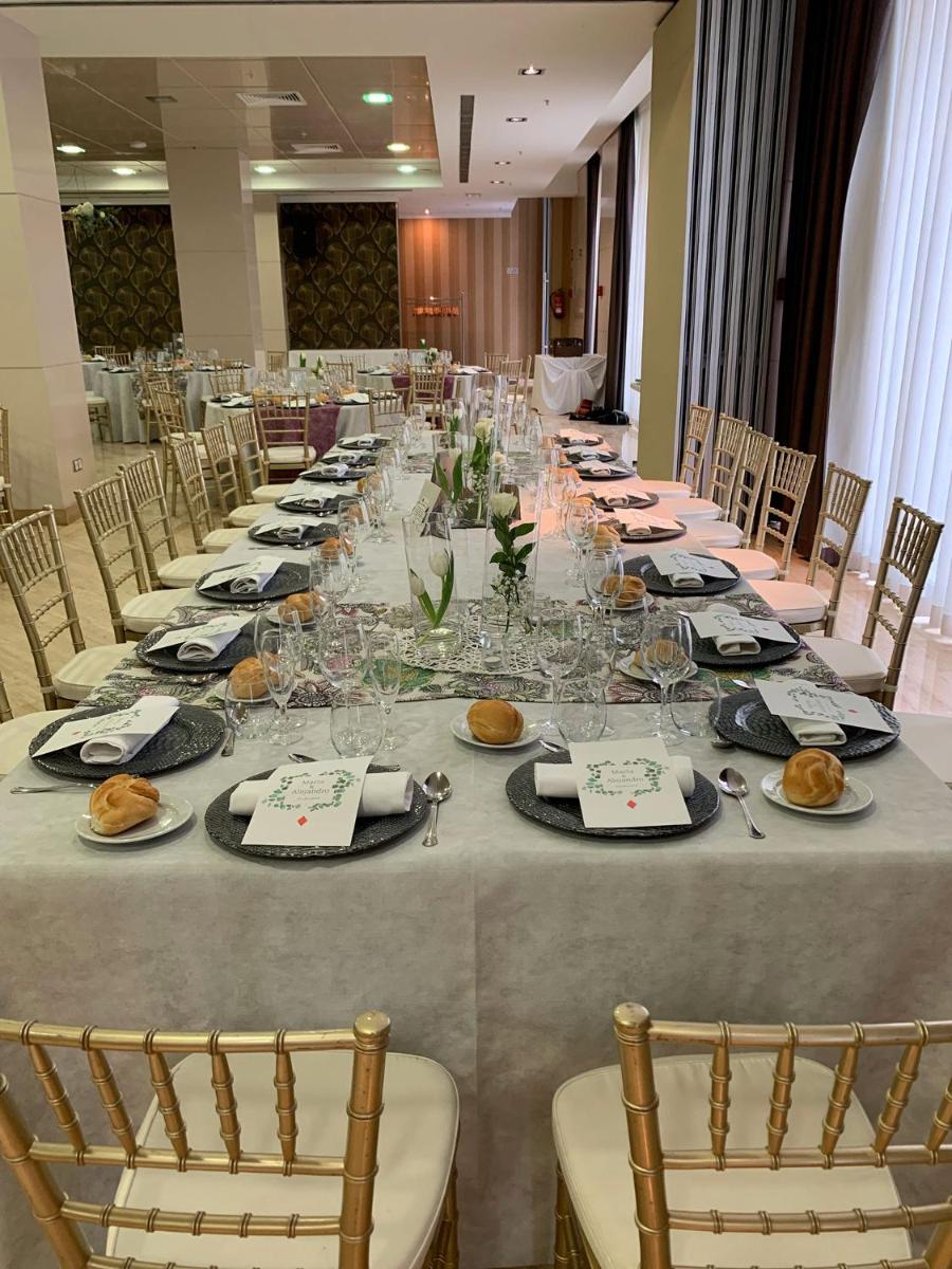 Un restaurante o sitio para comer en Gran Hotel Don Manuel