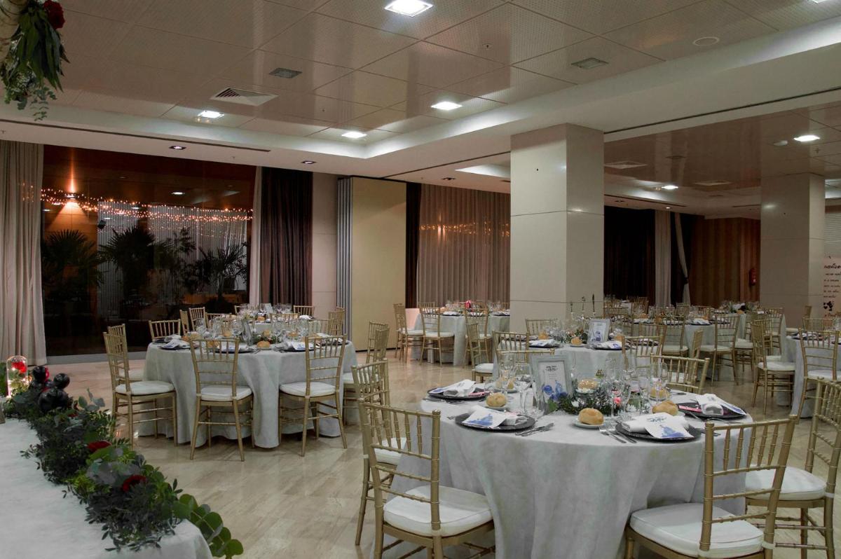 Un restaurante o sitio para comer en Gran Hotel Don Manuel