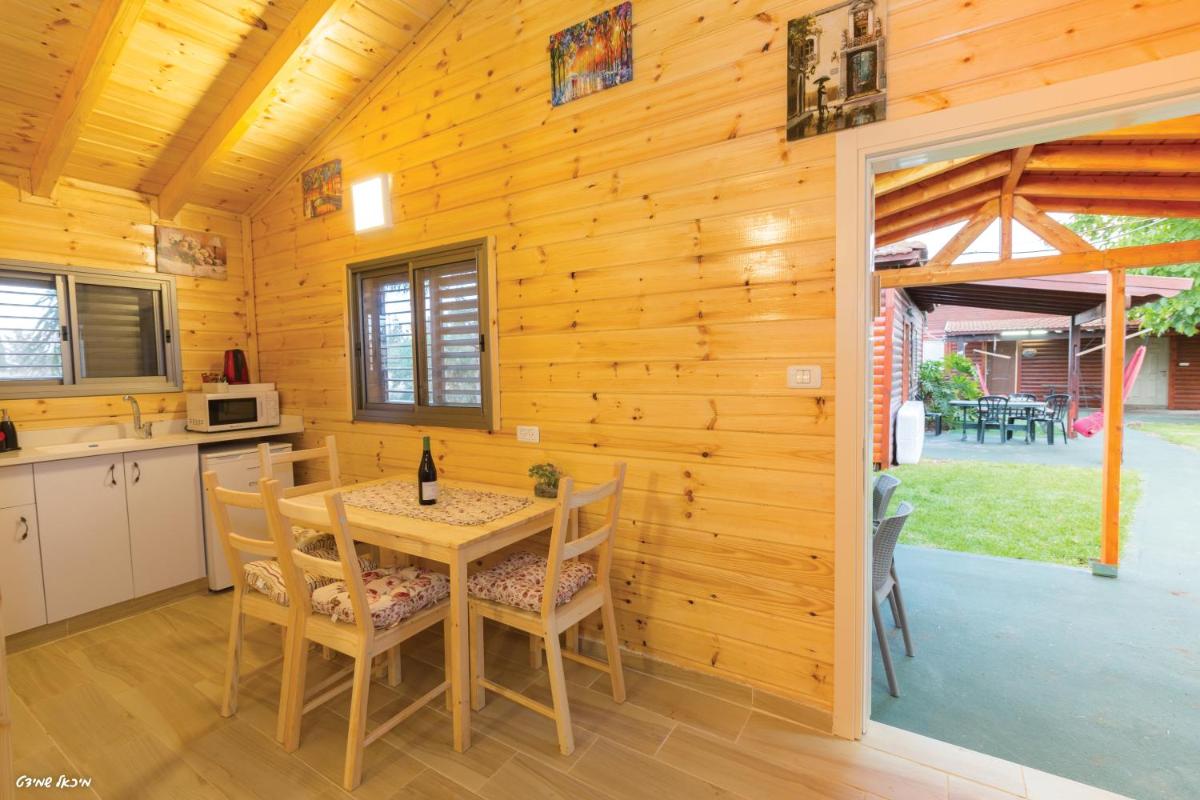 Etzel Tami Hospitality - Housity