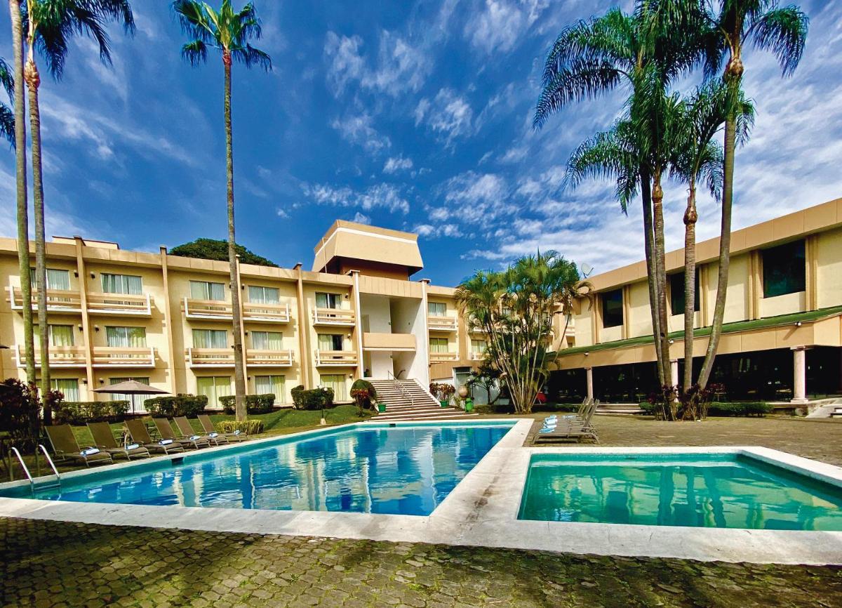 Suitetrails - Hotel Villa Florida Córdoba
