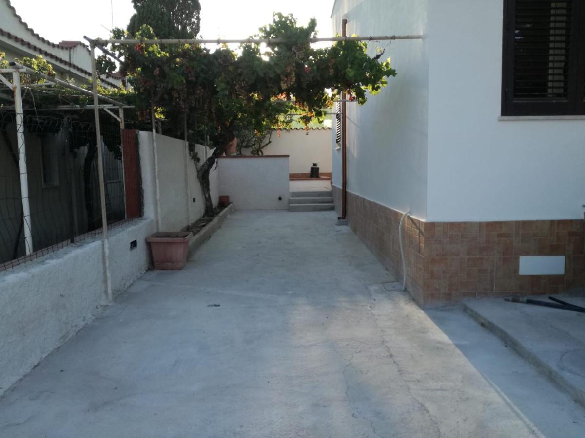 TRISCINA SUMMER HOUSE - Housity