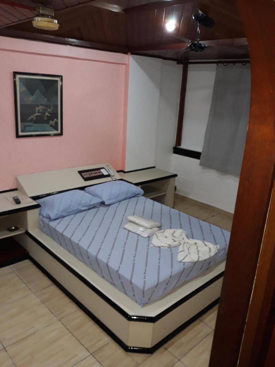 Hotel Mustang - Housity
