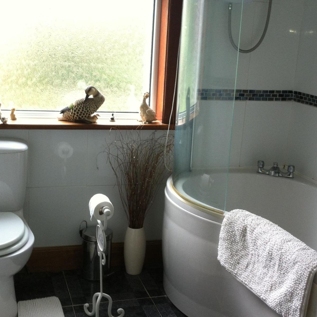 Tigh An Eilean - Housity