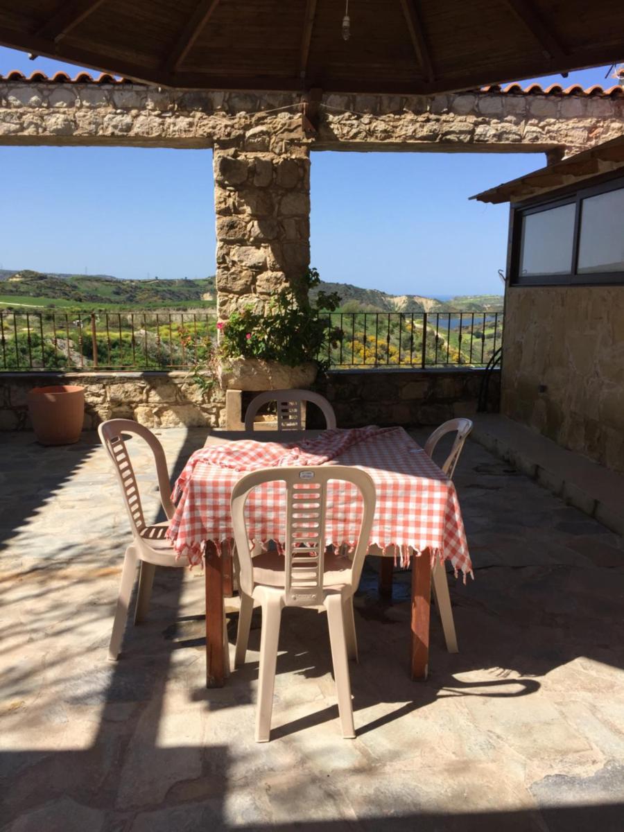 Studio with view in Polis area - Housity
