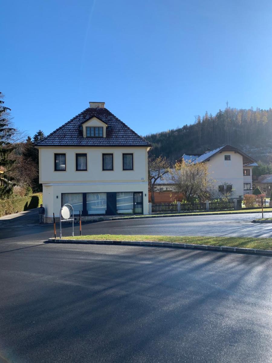 HAUS ZWEI - Housity