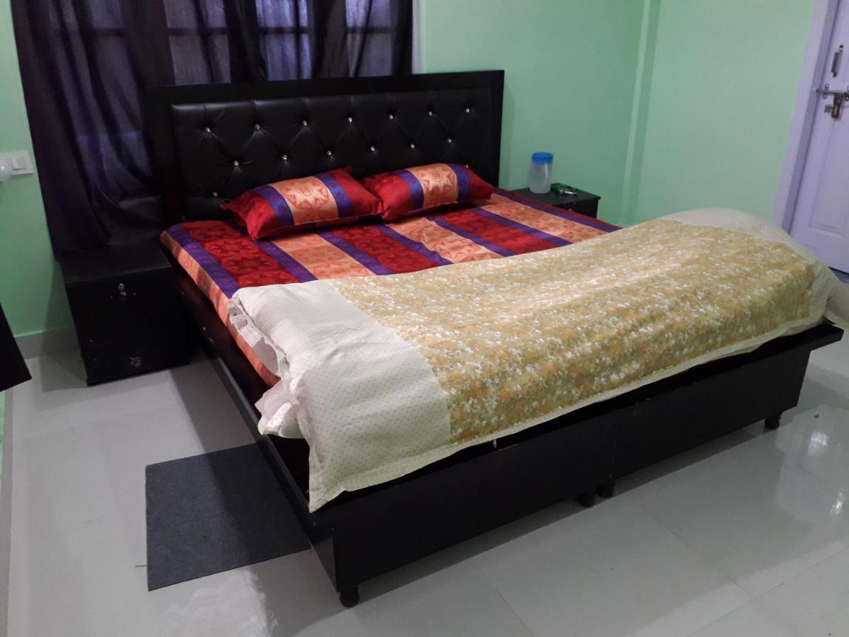 Suitetrails - Mohinder & Mohindra Home Stay