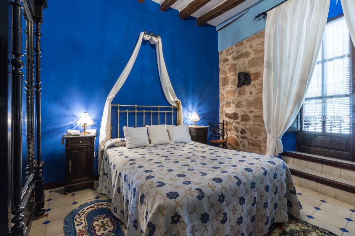 Hotel Palacio Guzmanes - Housity