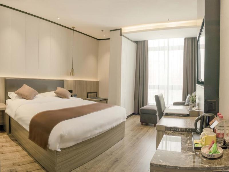 GYA hotel Yancheng Wengang Road Railway Station - Housity