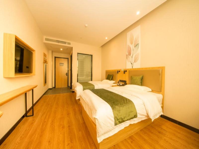 GreenTree Inn Nanjing Lukou Airport - Housity