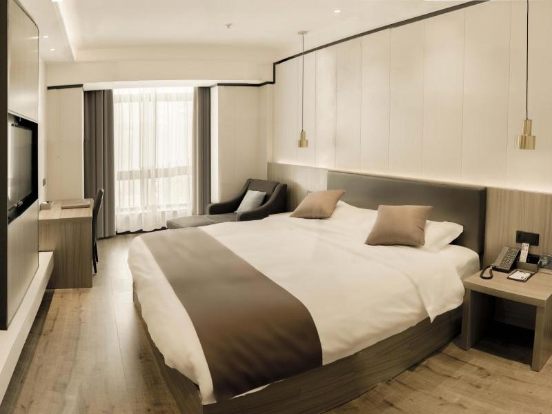 GYA hotel Yancheng Wengang Road Railway Station - Housity