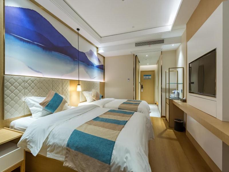 GreenTree Eastern Xuzhou High Speed Railway Station West Exit Station Hotel - Housity