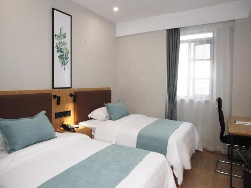 Suitetrails - GreenTree Inn Anhui Anqing Jixian South Road