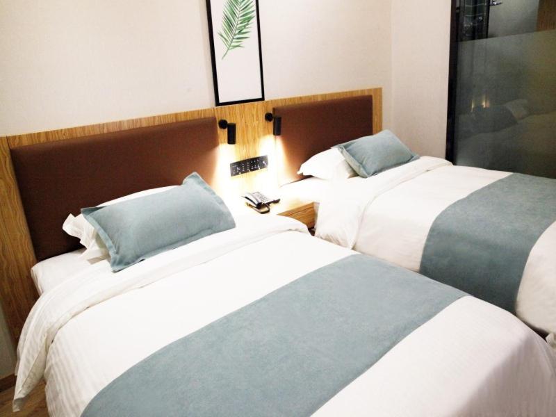 Suitetrails - GreenTree Inn Anhui Anqing Jixian South Road