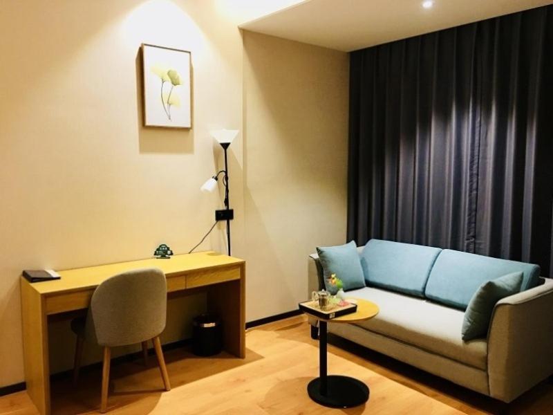 Suitetrails - GreenTree Inn Zhengzhou Airport