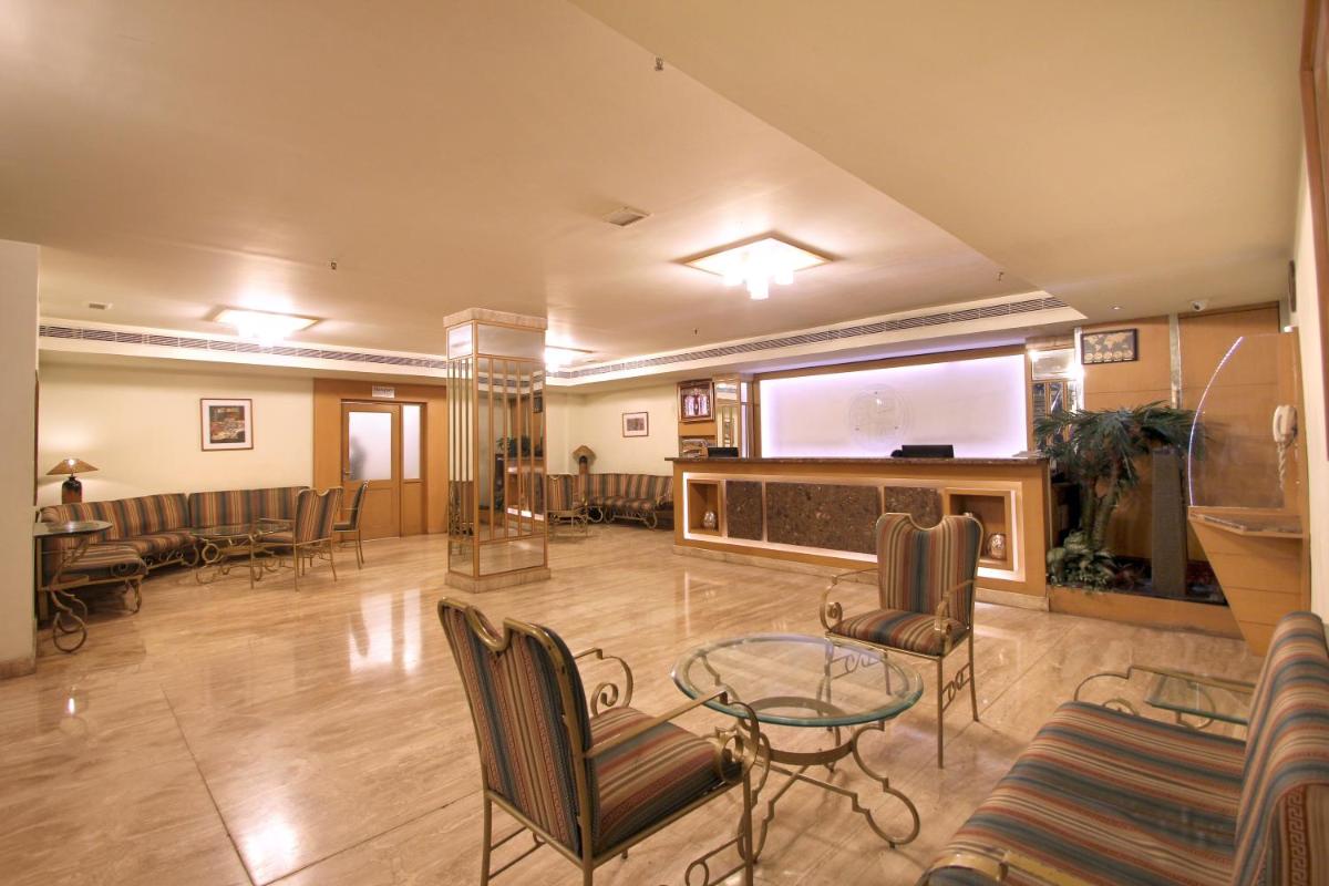 Taj Tristar - Housity