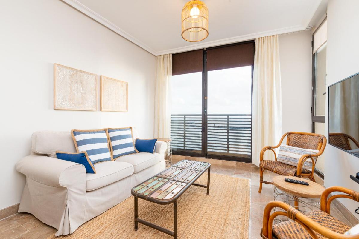 Suitetrails - First Line Luxury apartment