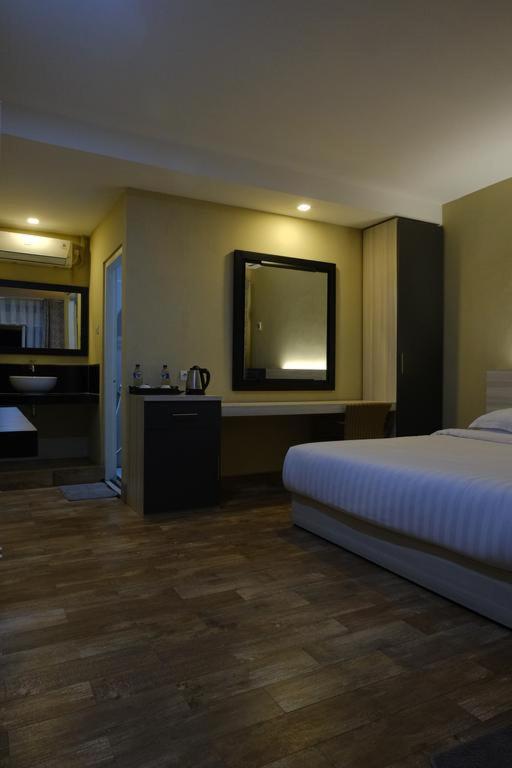 Wisma Lovebird - Housity