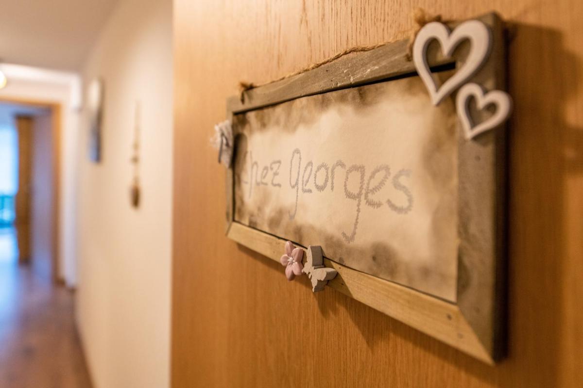 Touring Chez Georges - Housity