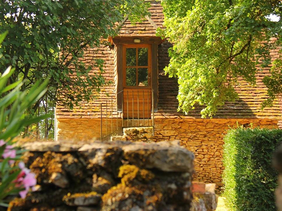 Chambre d'Hôtes La Rossillonie - Housity