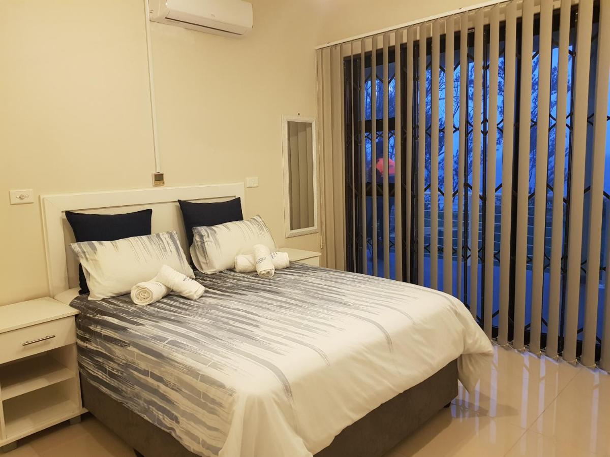 Westbrook Cabanas 1st - Housity