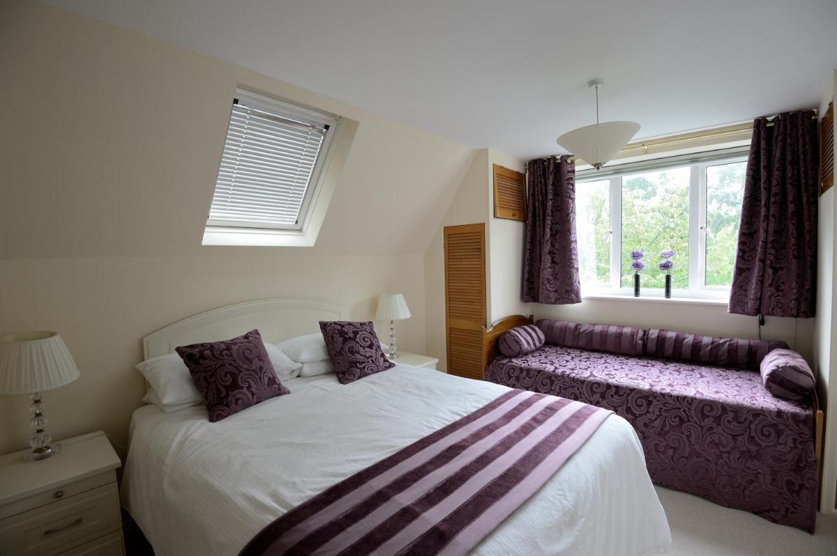 Cam Cottage - Housity
