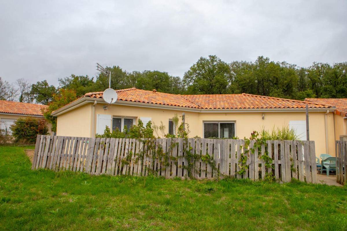 Maison individuelle avec jardin proche Poitiers - Housity