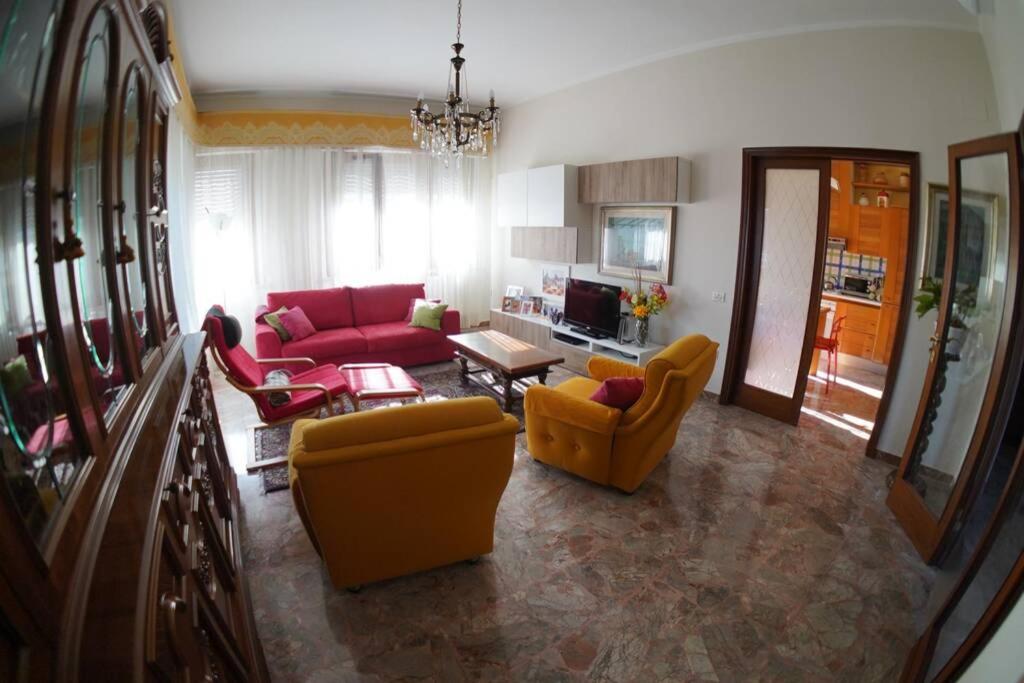 Casa Mirella - Housity