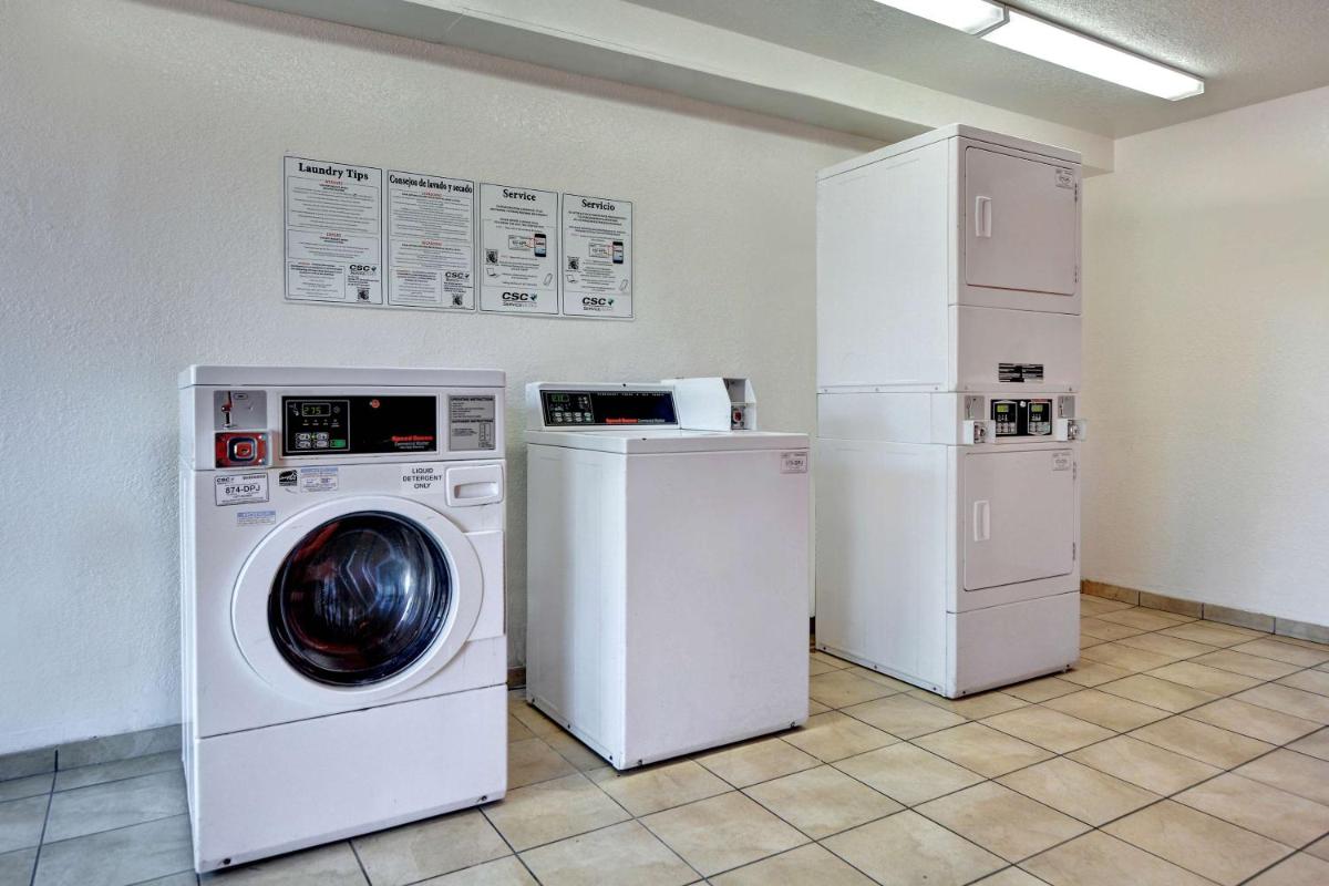 Motel 6-Destin, FL - Housity