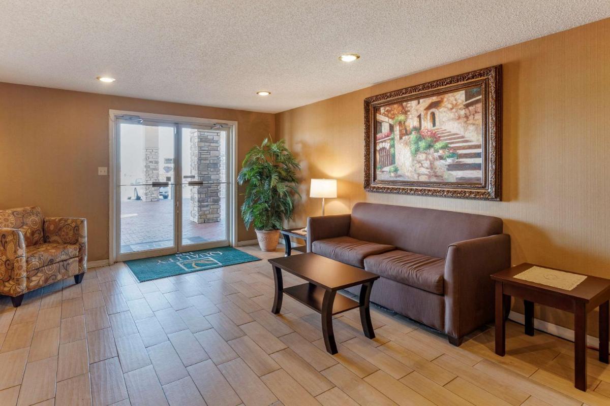 Quality Inn Russellville I-40 - Housity