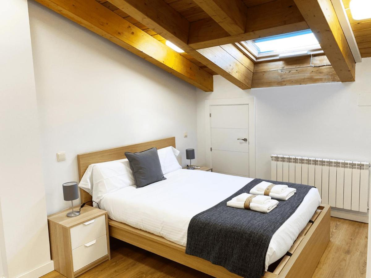 INSIDEHOME Apartments - Ático del Capitán - Housity