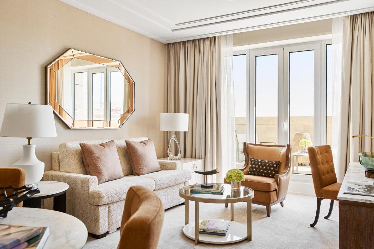 Zona de estar de Four Seasons Hotel Madrid
