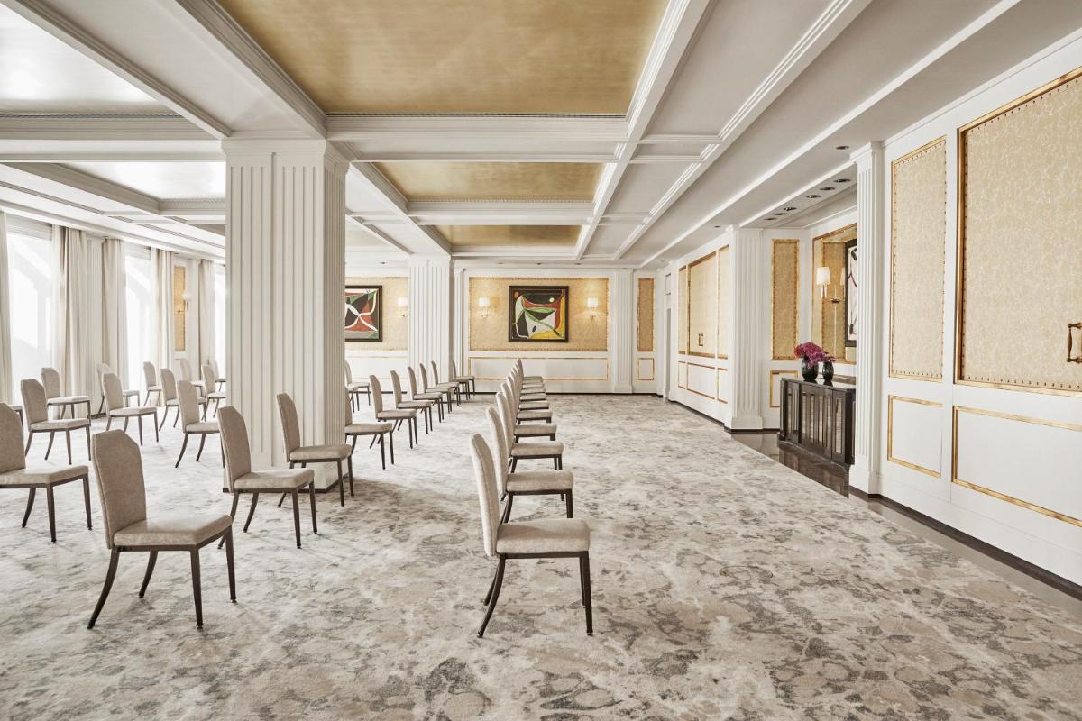 Zona de estar de Four Seasons Hotel Madrid