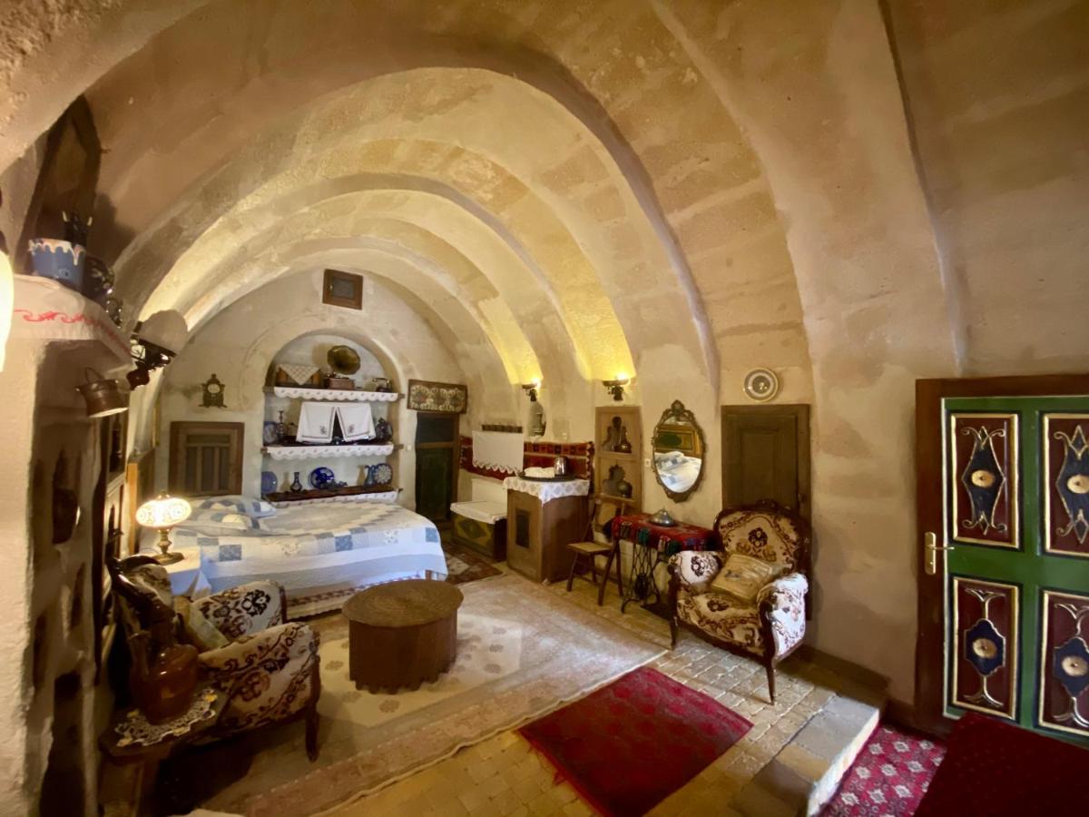 Sofa Hotel - Housity