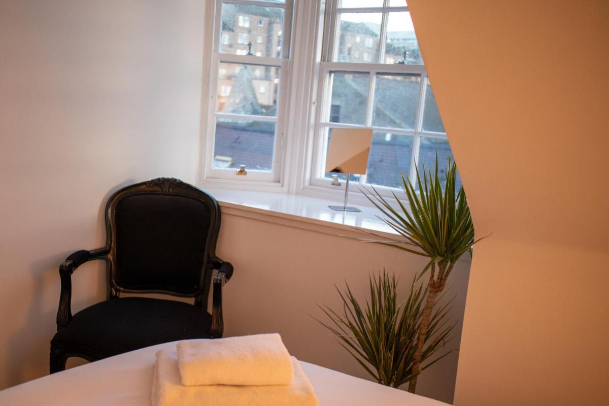 Historic, City Centre Apartment - Housity