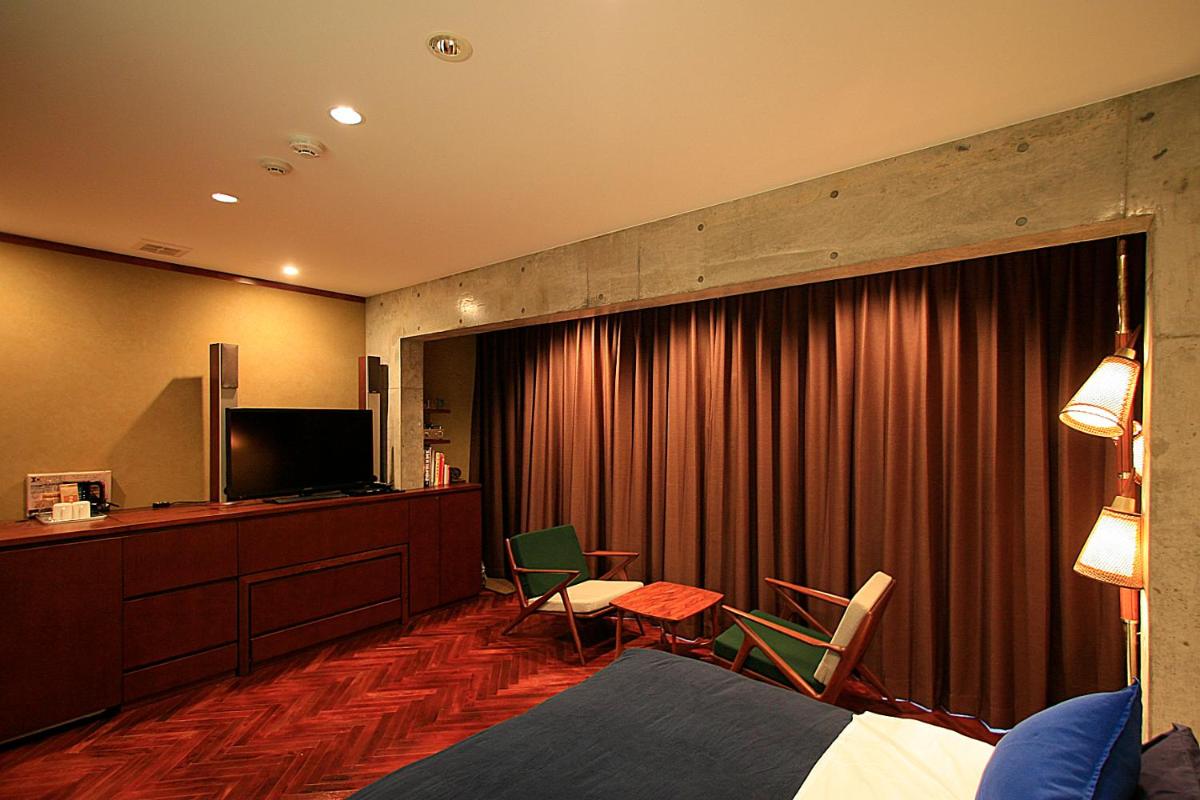 Studio-D - Hizvo