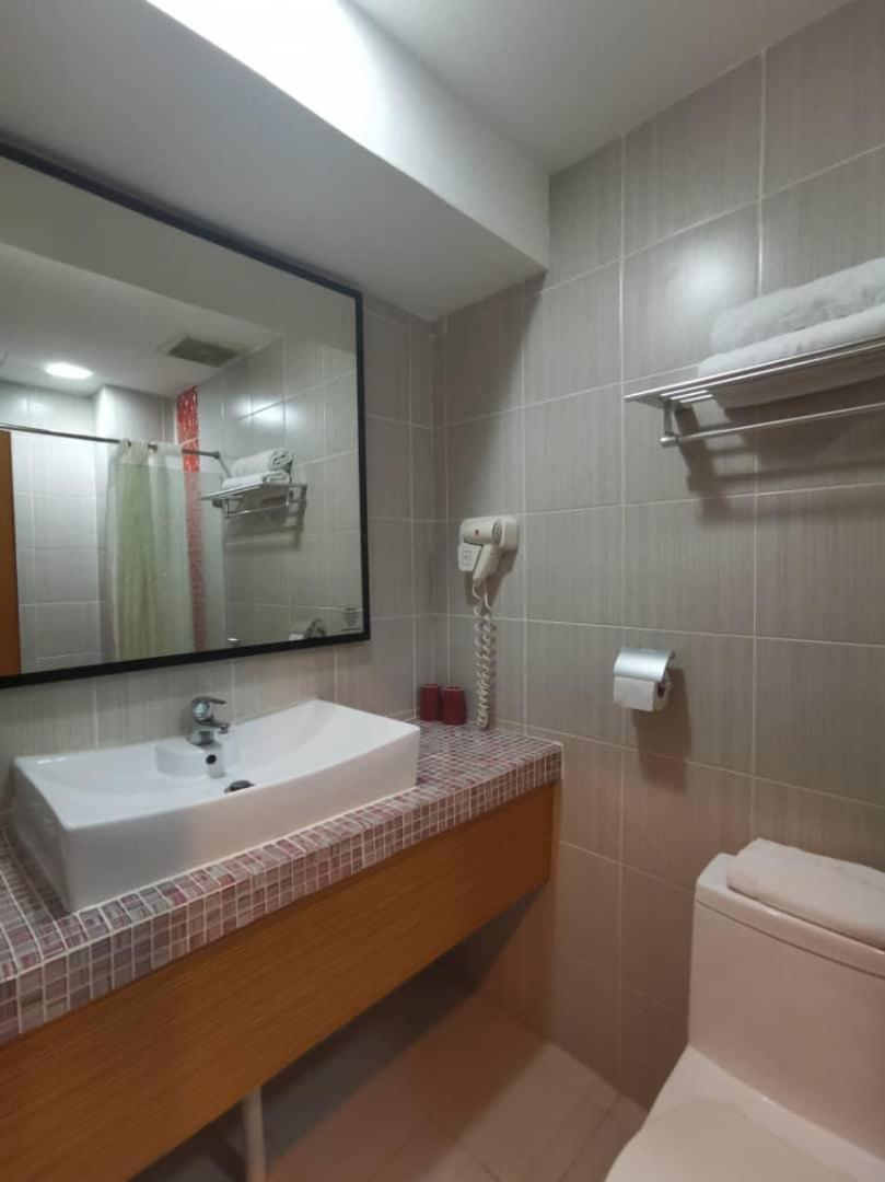 Suitetrails - 2 Inn 1 Boutique Hotel & Spa