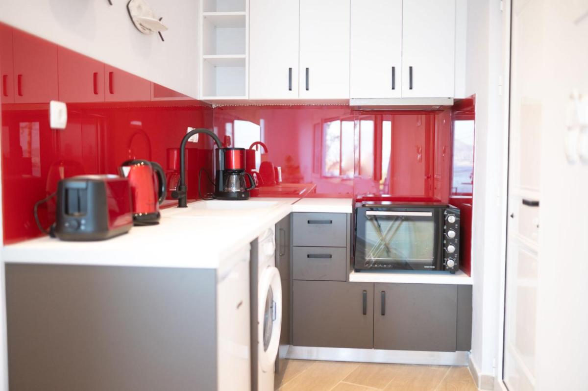 Eleftherias Suites - Housity
