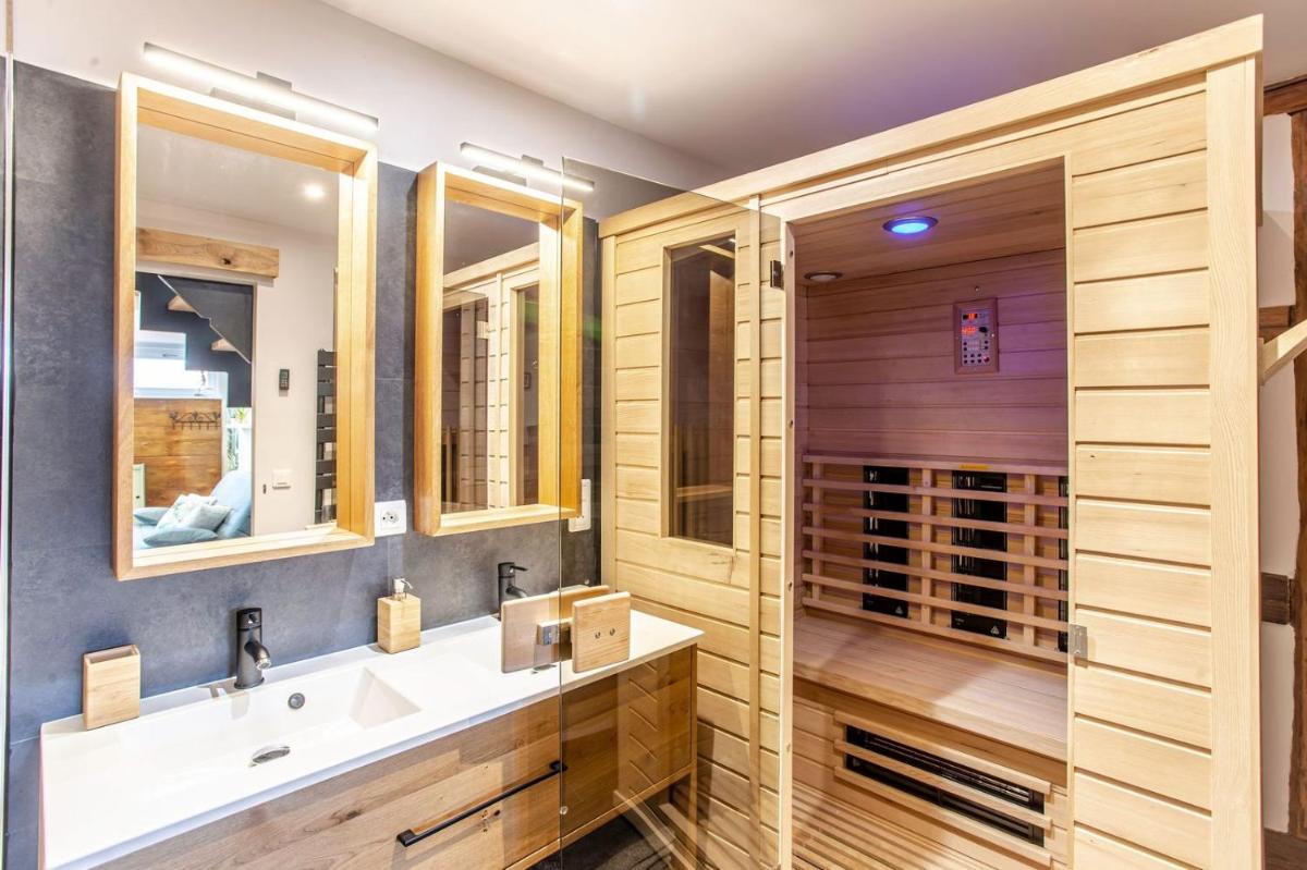Gîte La Rodernelle - Sauna privatif - Climatisation - Vue sur le Château du Haut Kœnigsbourg - Housity