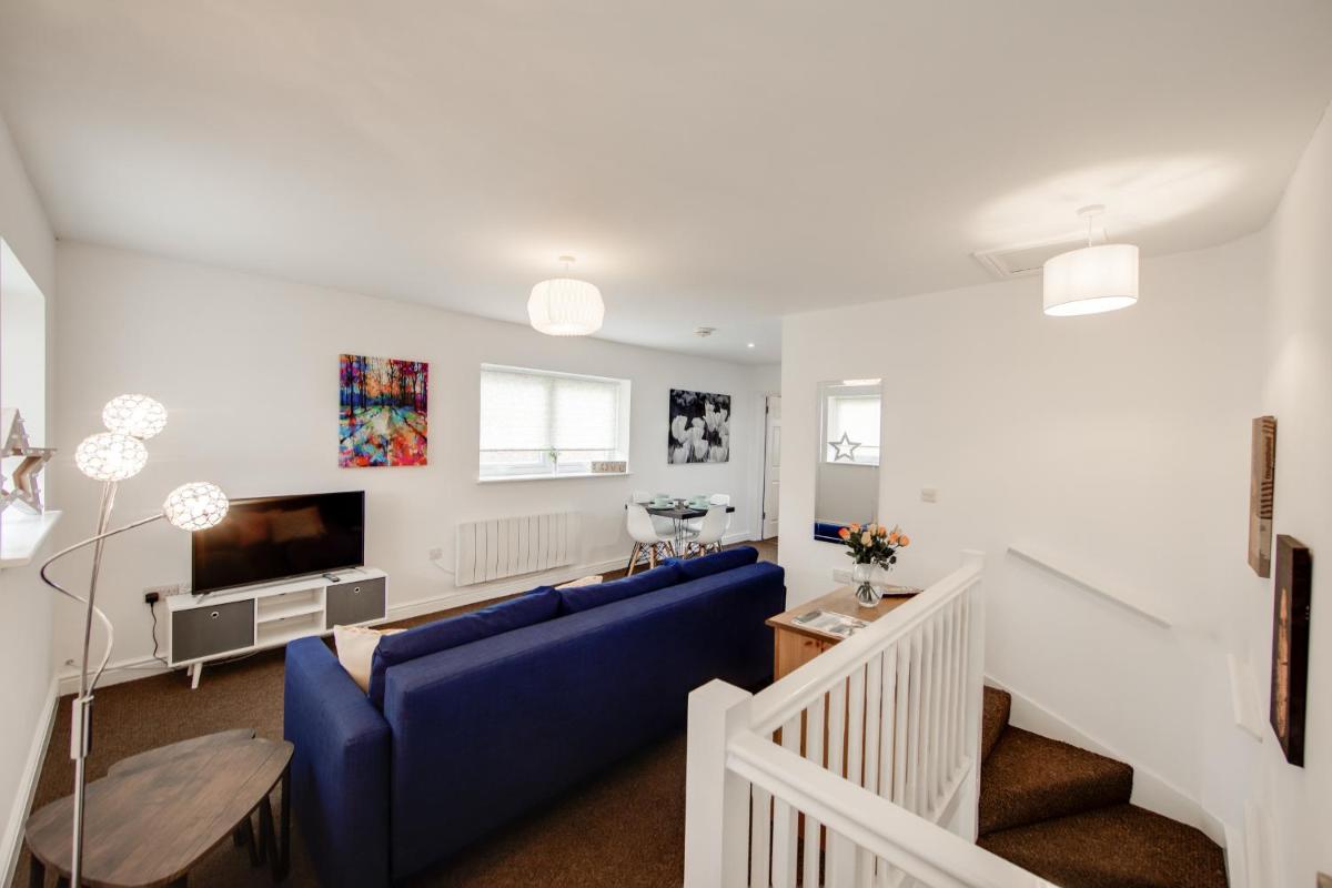 Ashford Getaway - FREE PARKING - SUPERFAST WIFI - NETFLIX - DESIGNER OUTLET CENTRAL - Housity