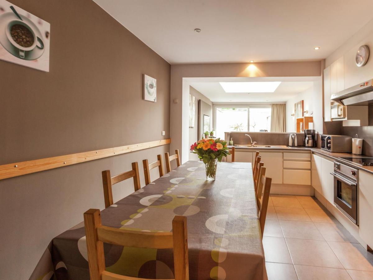 Holiday Home in Kortrijk for 8 Person - Housity