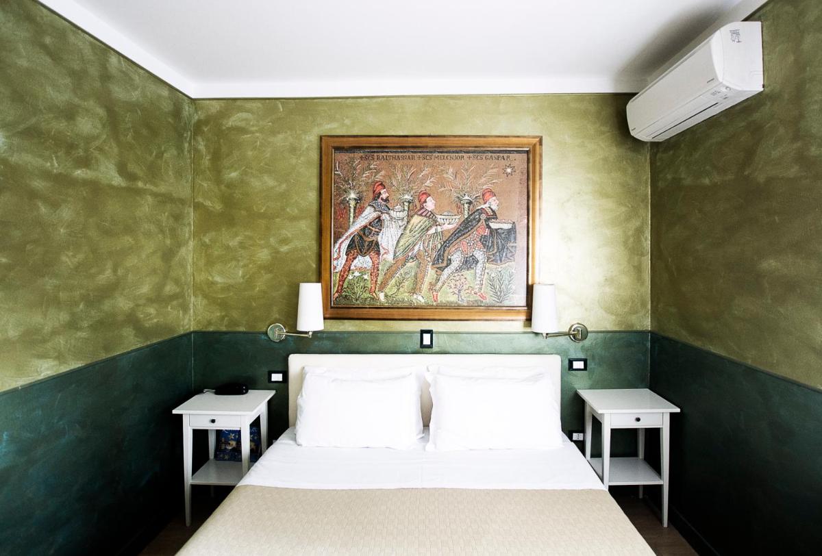 Hotel Diana - Housity