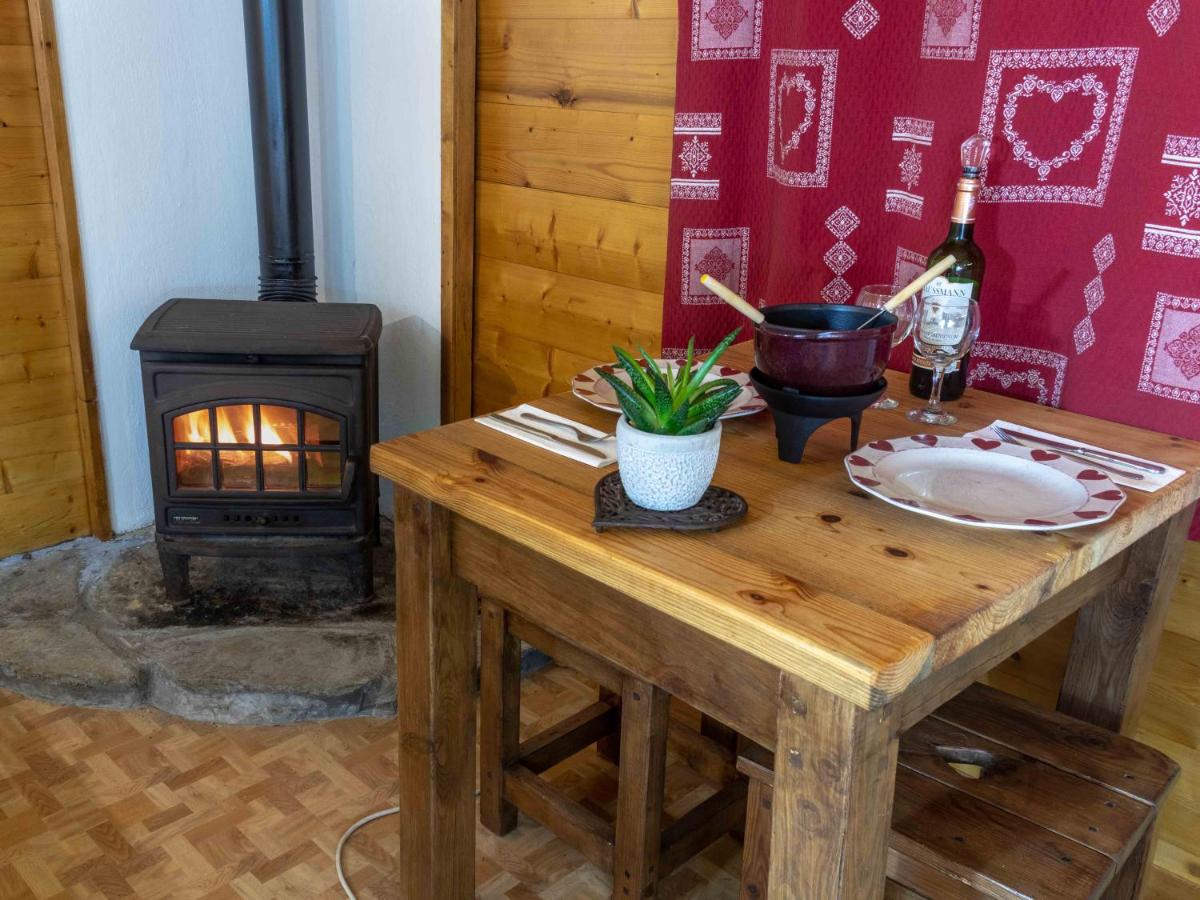 Chalet Alpine Rose - Housity