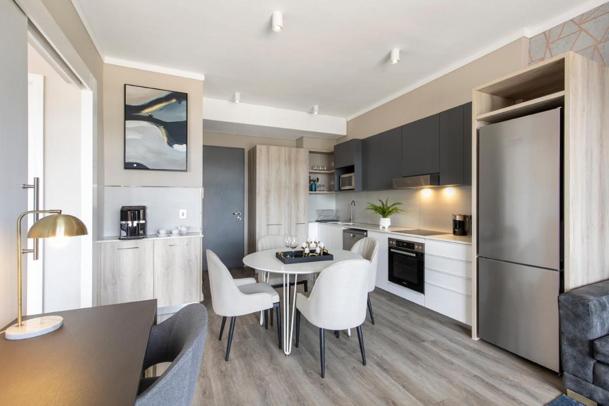 Black Marble - Menlyn Residence Apartments - Housity
