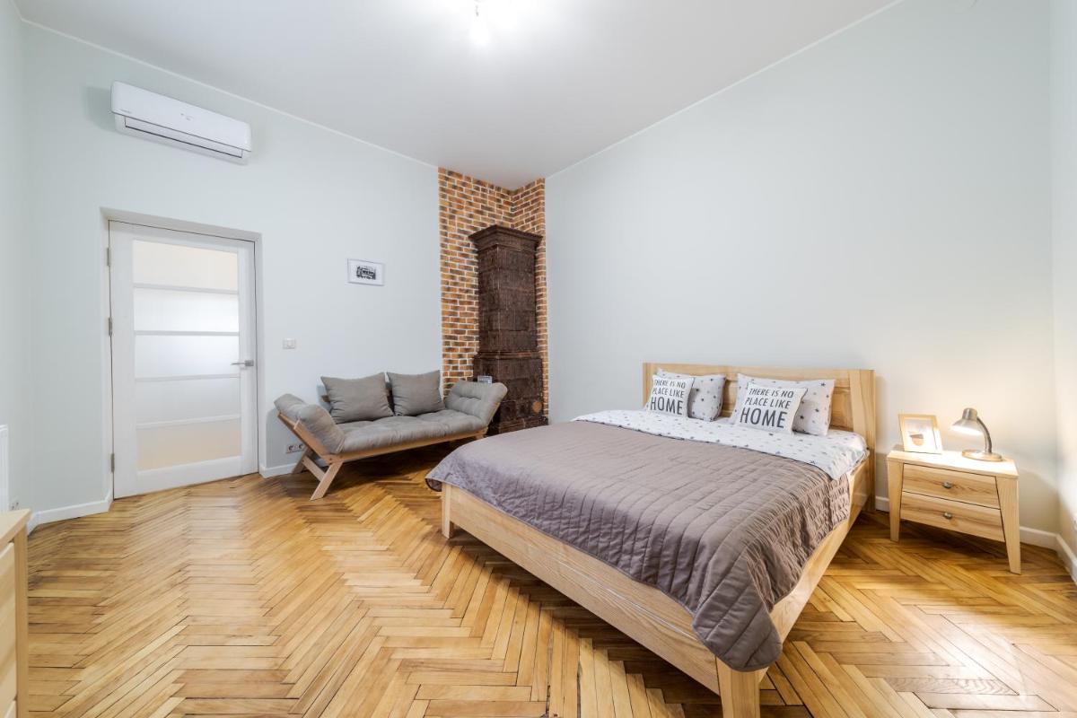 InshiApartments on Teodora square - Housity